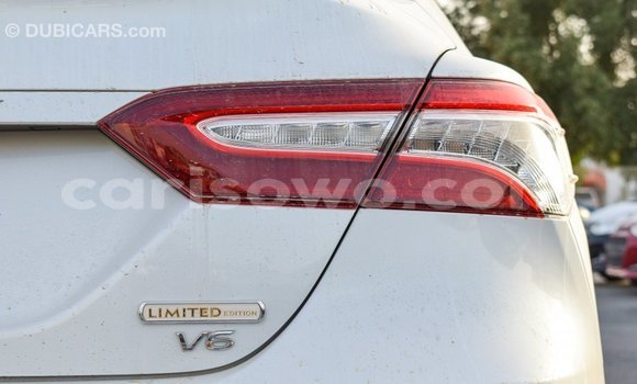 Ra Imported Toyota Camry funfun Ọkọ̀ in Import - Dubai ni Benin Ra Imported Toyota Camry funfun Ọkọ̀ in Import - Dubai ni Benin