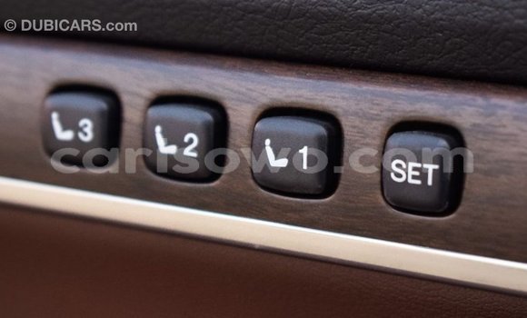 Ra Imported Toyota Land Cruiser funfun Ọkọ̀ in Import - Dubai ni Benin Ra Imported Toyota Land Cruiser funfun Ọkọ̀ in Import - Dubai ni Benin