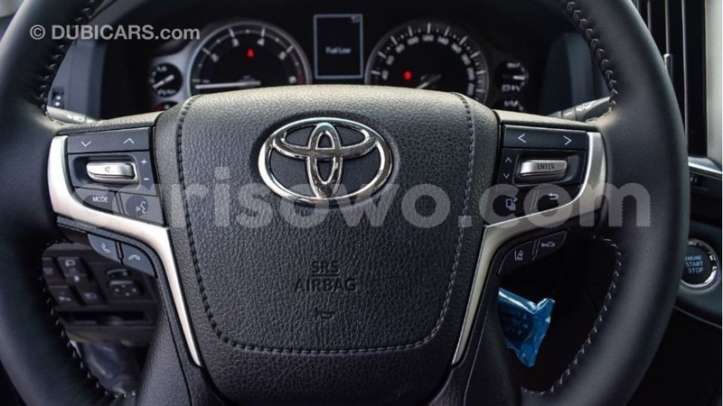Big with watermark toyota land cruiser benin import dubai 7992