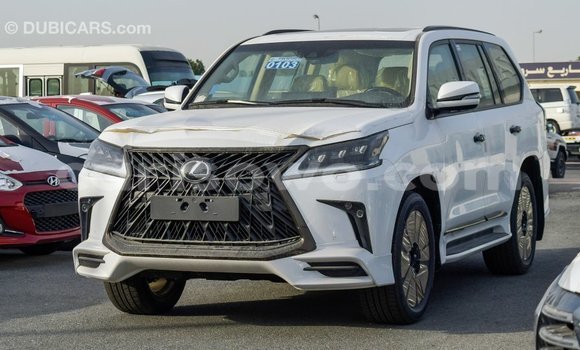 Ra Imported Lexus LX funfun Ọkọ̀ in Import - Dubai ni Benin Ra Imported Lexus LX funfun Ọkọ̀ in Import - Dubai ni Benin