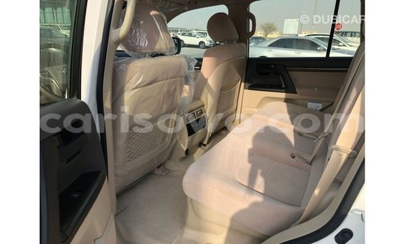 Buy Import Toyota Land Cruiser White Car in Import - Dubai in Benign Buy Import Toyota Land Cruiser White Car in Import - Dubai in Benign