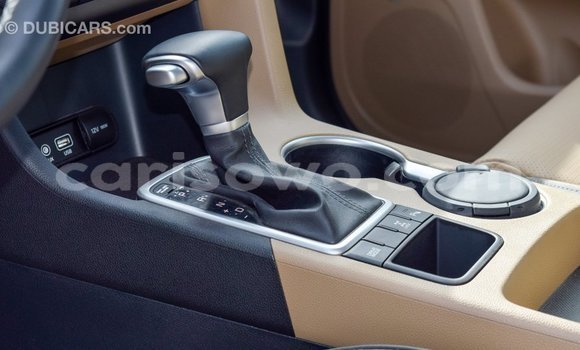 Ra Imported Kia Sportage funfun Ọkọ̀ in Import - Dubai ni Benin Ra Imported Kia Sportage funfun Ọkọ̀ in Import - Dubai ni Benin
