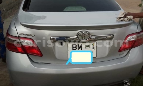 Sayi Na hannu Toyota Camry Azurfa Mota in Cotonou a Benin Sayi Na hannu Toyota Camry Azurfa Mota in Cotonou a Benin