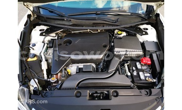 Acheter Import Voiture Nissan Altima Blanc à Import - Dubai, Benin Acheter Import Voiture Nissan Altima Blanc à Import - Dubai, Benin