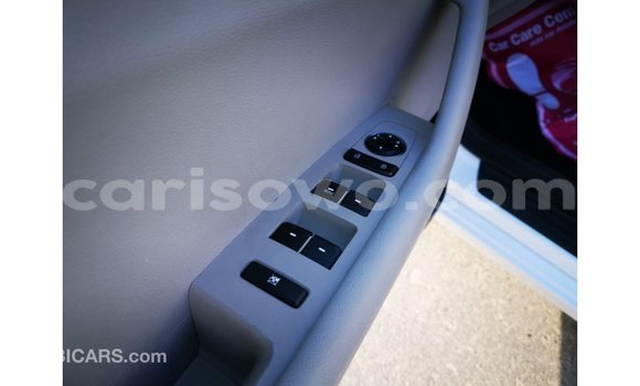 Acheter Import Voiture Hyundai Sonata Blanc à Import - Dubai, Benin Acheter Import Voiture Hyundai Sonata Blanc à Import - Dubai, Benin