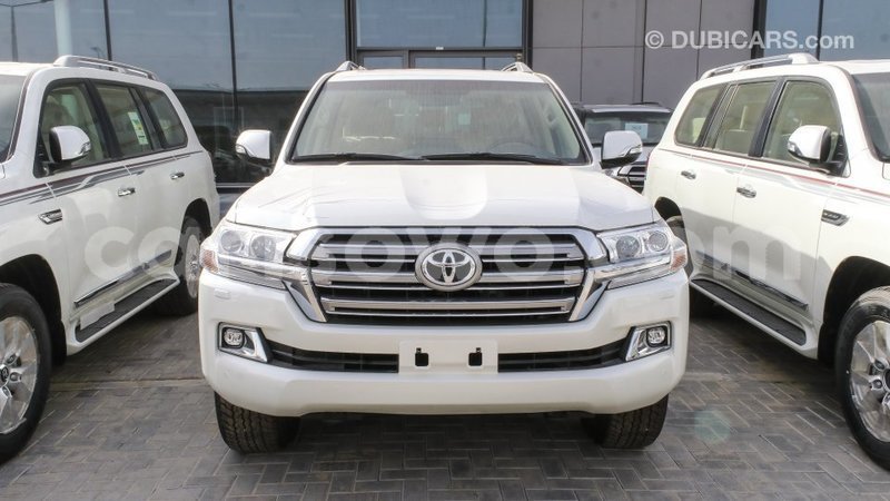 Big with watermark toyota land cruiser benin import dubai 8021