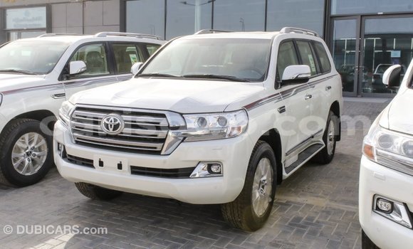 Buy Import Toyota Land Cruiser White Car in Import - Dubai in Benign Buy Import Toyota Land Cruiser White Car in Import - Dubai in Benign