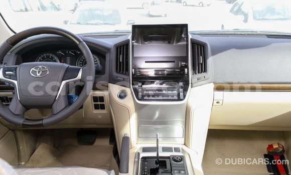 Buy Import Toyota Land Cruiser White Car in Import - Dubai in Benign Buy Import Toyota Land Cruiser White Car in Import - Dubai in Benign