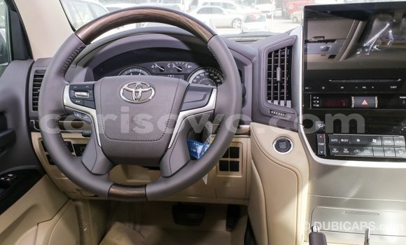 Buy Import Toyota Land Cruiser White Car in Import - Dubai in Benign Buy Import Toyota Land Cruiser White Car in Import - Dubai in Benign