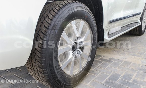 Buy Import Toyota Land Cruiser White Car in Import - Dubai in Benign Buy Import Toyota Land Cruiser White Car in Import - Dubai in Benign