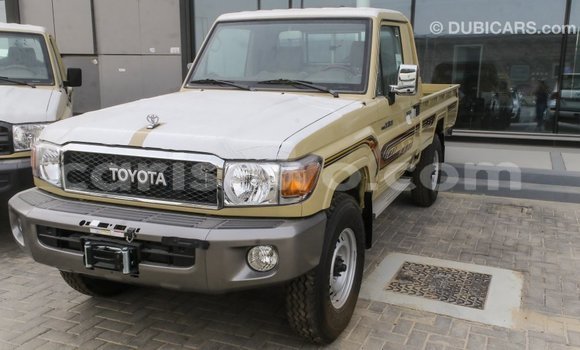 Sayi Imported Toyota Land Cruiser M Mota in Import - Dubai a Benin Sayi Imported Toyota Land Cruiser M Mota in Import - Dubai a Benin