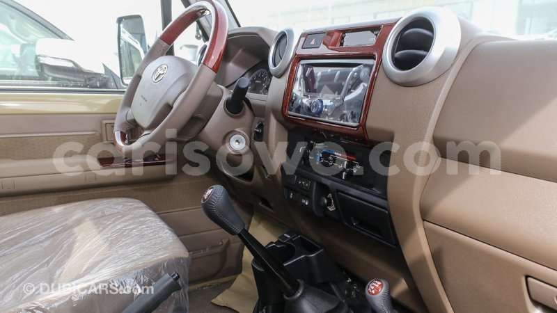 Big with watermark toyota land cruiser benin import dubai 8022