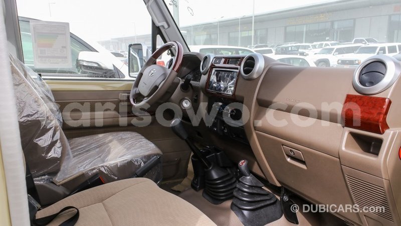 Big with watermark toyota land cruiser benin import dubai 8022
