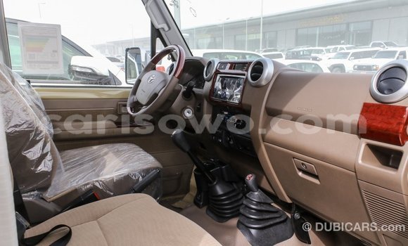 Sayi Imported Toyota Land Cruiser M Mota in Import - Dubai a Benin Sayi Imported Toyota Land Cruiser M Mota in Import - Dubai a Benin