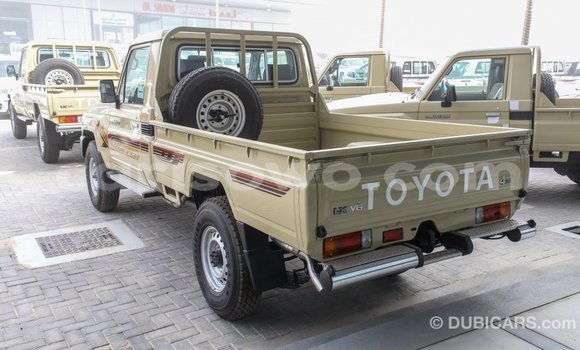 Sayi Imported Toyota Land Cruiser M Mota in Import - Dubai a Benin Sayi Imported Toyota Land Cruiser M Mota in Import - Dubai a Benin
