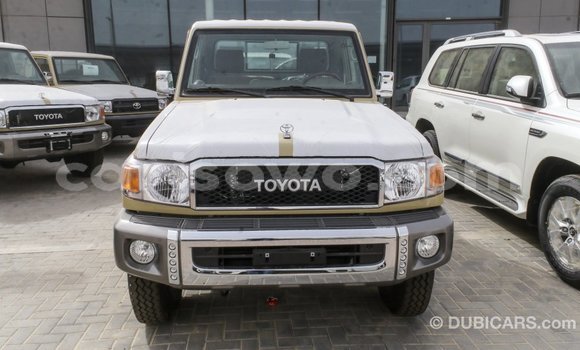 Buy Import Toyota Land Cruiser Beige Car in Import - Dubai in Benign Buy Import Toyota Land Cruiser Beige Car in Import - Dubai in Benign
