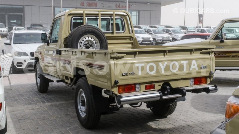 Big with watermark toyota land cruiser benin import dubai 8023