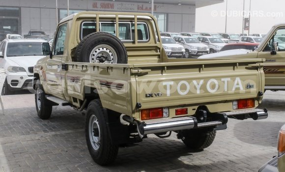 Buy Import Toyota Land Cruiser Beige Car in Import - Dubai in Benign Buy Import Toyota Land Cruiser Beige Car in Import - Dubai in Benign