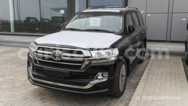 Big with watermark toyota land cruiser benin import dubai 8026