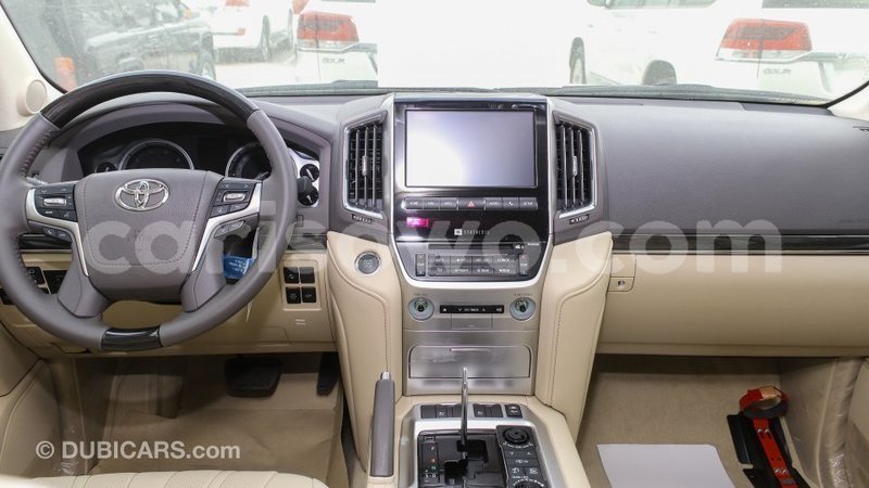 Big with watermark toyota land cruiser benin import dubai 8026