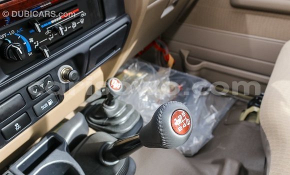 Buy Import Toyota Land Cruiser Beige Car in Import - Dubai in Benign Buy Import Toyota Land Cruiser Beige Car in Import - Dubai in Benign
