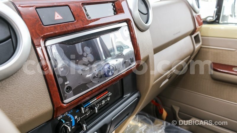 Big with watermark toyota land cruiser benin import dubai 8027