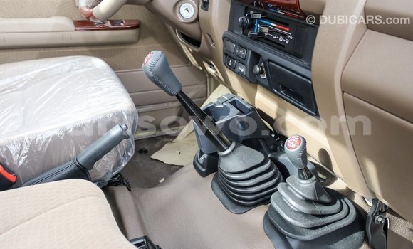 Buy Import Toyota Land Cruiser Beige Car in Import - Dubai in Benign Buy Import Toyota Land Cruiser Beige Car in Import - Dubai in Benign
