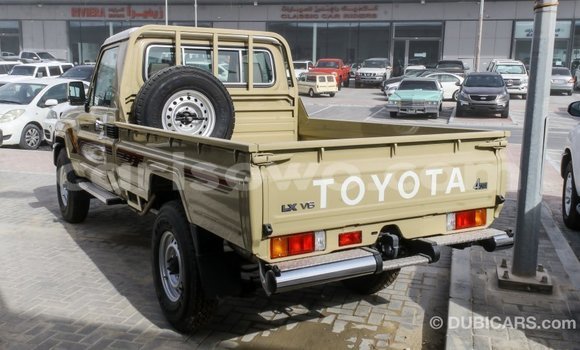 Buy Import Toyota Land Cruiser Beige Car in Import - Dubai in Benign Buy Import Toyota Land Cruiser Beige Car in Import - Dubai in Benign