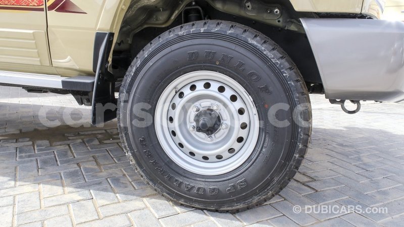 Big with watermark toyota land cruiser benin import dubai 8027