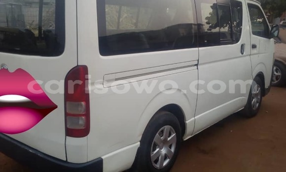 Acheter Occasion Voiture Toyota Hiace Blanc à Cotonou, Benin Acheter Occasion Voiture Toyota Hiace Blanc à Cotonou, Benin