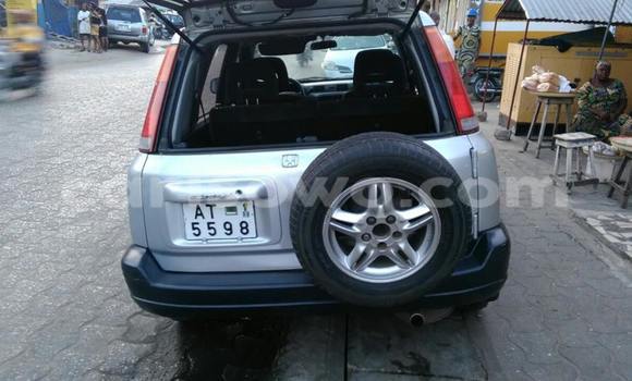 Acheter Occasion Voiture Honda CR–V Gris à Cotonou, Benin Acheter Occasion Voiture Honda CR–V Gris à Cotonou, Benin