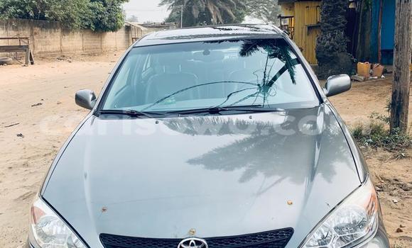 Ra Tuntun Toyota Camry Silver Ọkọ̀ in Cotonou ni Benin Ra Tuntun Toyota Camry Silver Ọkọ̀ in Cotonou ni Benin