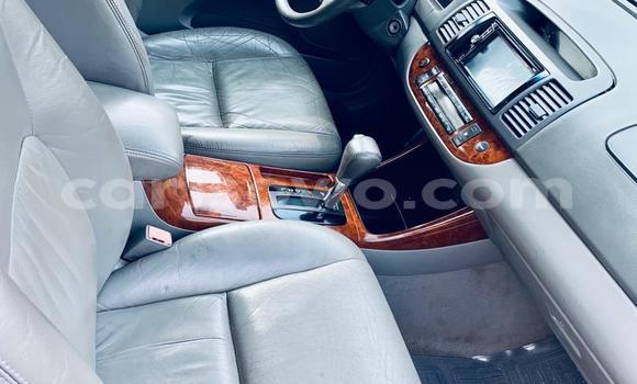 Ra Tuntun Toyota Camry Silver Ọkọ̀ in Cotonou ni Benin Ra Tuntun Toyota Camry Silver Ọkọ̀ in Cotonou ni Benin