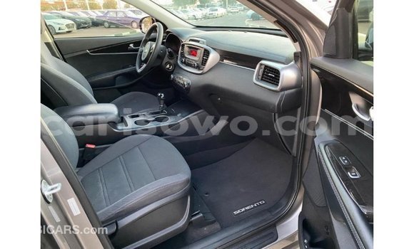 Ra Imported Kia Sorento Miiran Ọkọ̀ in Import - Dubai ni Benin Ra Imported Kia Sorento Miiran Ọkọ̀ in Import - Dubai ni Benin