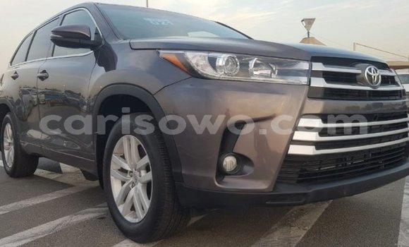 Ra Imported Toyota Highlander Miiran Ọkọ̀ in Import - Dubai ni Benin Ra Imported Toyota Highlander Miiran Ọkọ̀ in Import - Dubai ni Benin