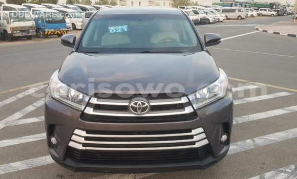 Ra Imported Toyota Highlander Miiran Ọkọ̀ in Import - Dubai ni Benin Ra Imported Toyota Highlander Miiran Ọkọ̀ in Import - Dubai ni Benin