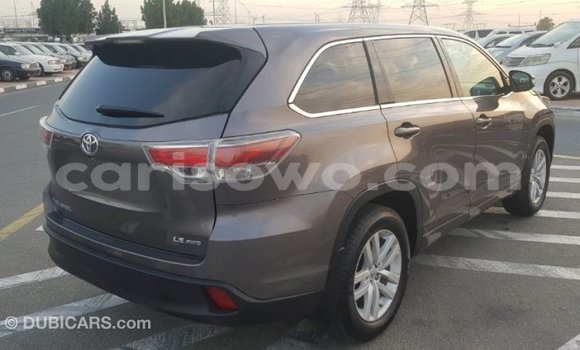 Ra Imported Toyota Highlander Miiran Ọkọ̀ in Import - Dubai ni Benin Ra Imported Toyota Highlander Miiran Ọkọ̀ in Import - Dubai ni Benin