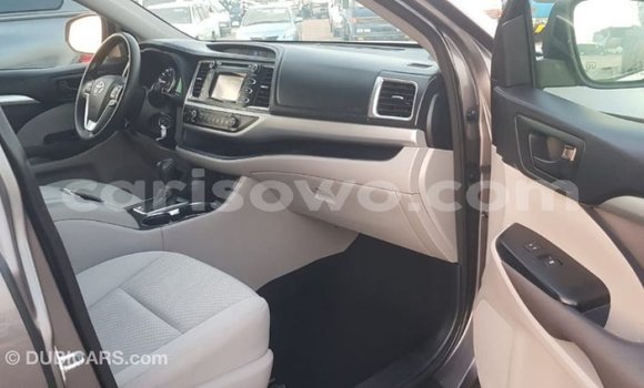 Ra Imported Toyota Highlander Miiran Ọkọ̀ in Import - Dubai ni Benin Ra Imported Toyota Highlander Miiran Ọkọ̀ in Import - Dubai ni Benin