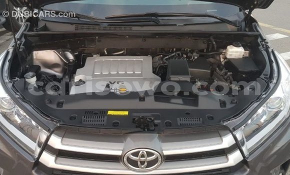 Ra Imported Toyota Highlander Miiran Ọkọ̀ in Import - Dubai ni Benin Ra Imported Toyota Highlander Miiran Ọkọ̀ in Import - Dubai ni Benin
