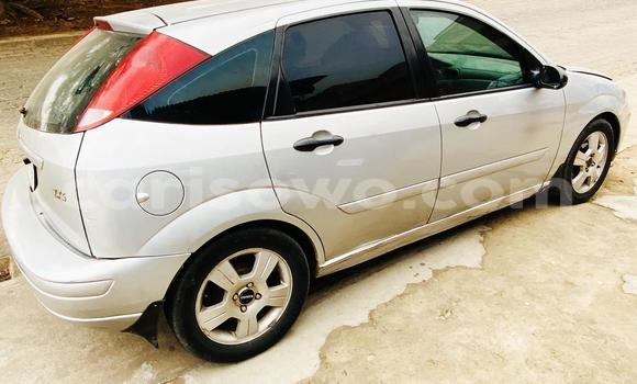 Acheter Occasion Voiture Ford Focus Gris à Cotonou, Benin Acheter Occasion Voiture Ford Focus Gris à Cotonou, Benin