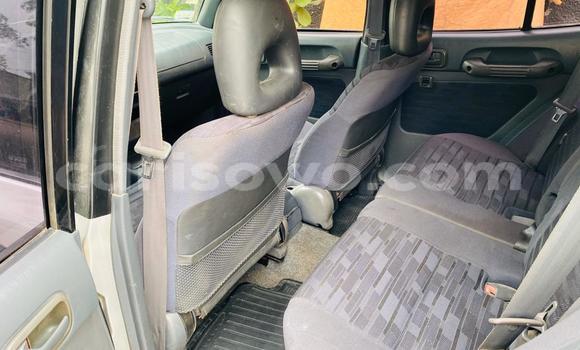 Ra Àlòkù Toyota RAV4 Silver Ọkọ̀ in Cotonou ni Benin Ra Àlòkù Toyota RAV4 Silver Ọkọ̀ in Cotonou ni Benin