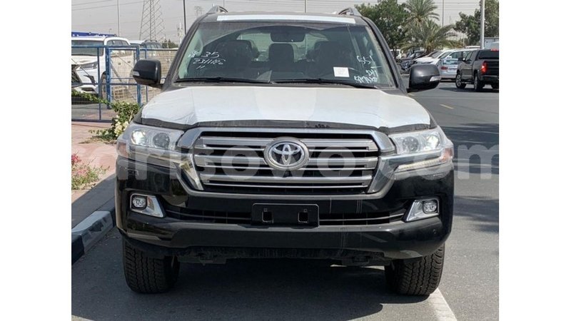 Big with watermark toyota land cruiser benin import dubai 8071