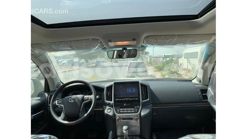 Big with watermark toyota land cruiser benin import dubai 8071