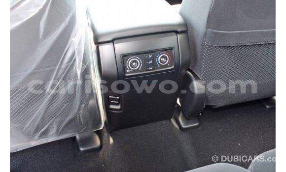 Sayi Imported Toyota Hilux Black Mota in Import - Dubai a Benin Sayi Imported Toyota Hilux Black Mota in Import - Dubai a Benin