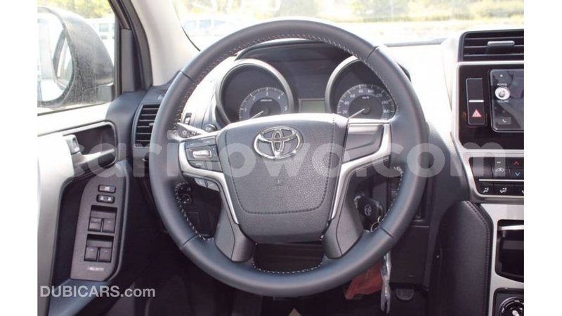 Big with watermark toyota hilux benin import dubai 8073