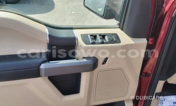 Acheter Import Voiture Ford Club Wagon Rouge à Import - Dubai, Benin Acheter Import Voiture Ford Club Wagon Rouge à Import - Dubai, Benin