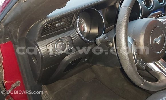 Acheter Import Voiture Ford Mustang Rouge à Import - Dubai, Benin Acheter Import Voiture Ford Mustang Rouge à Import - Dubai, Benin