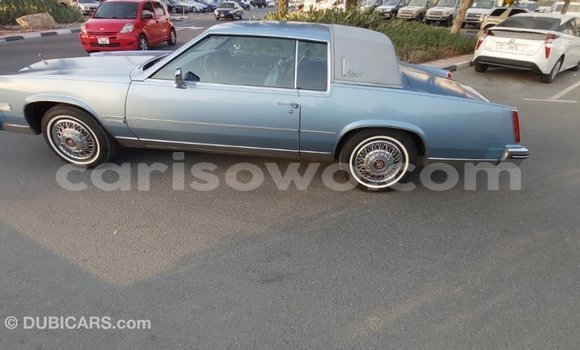 Acheter Import Voiture Cadillac Eldorado Bleu à Import - Dubai, Benin Acheter Import Voiture Cadillac Eldorado Bleu à Import - Dubai, Benin