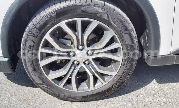 Acheter Import Voiture Mitsubishi Outlander Blanc à Import - Dubai, Benin Acheter Import Voiture Mitsubishi Outlander Blanc à Import - Dubai, Benin