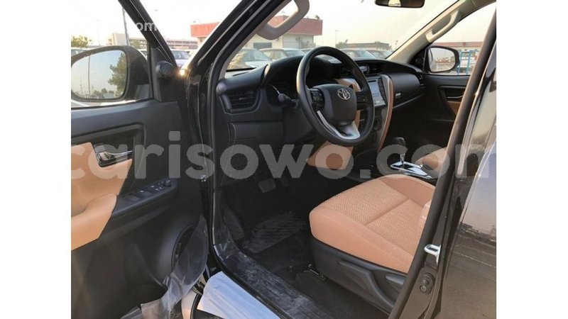 Big with watermark toyota fortuner benign import dubai 8097